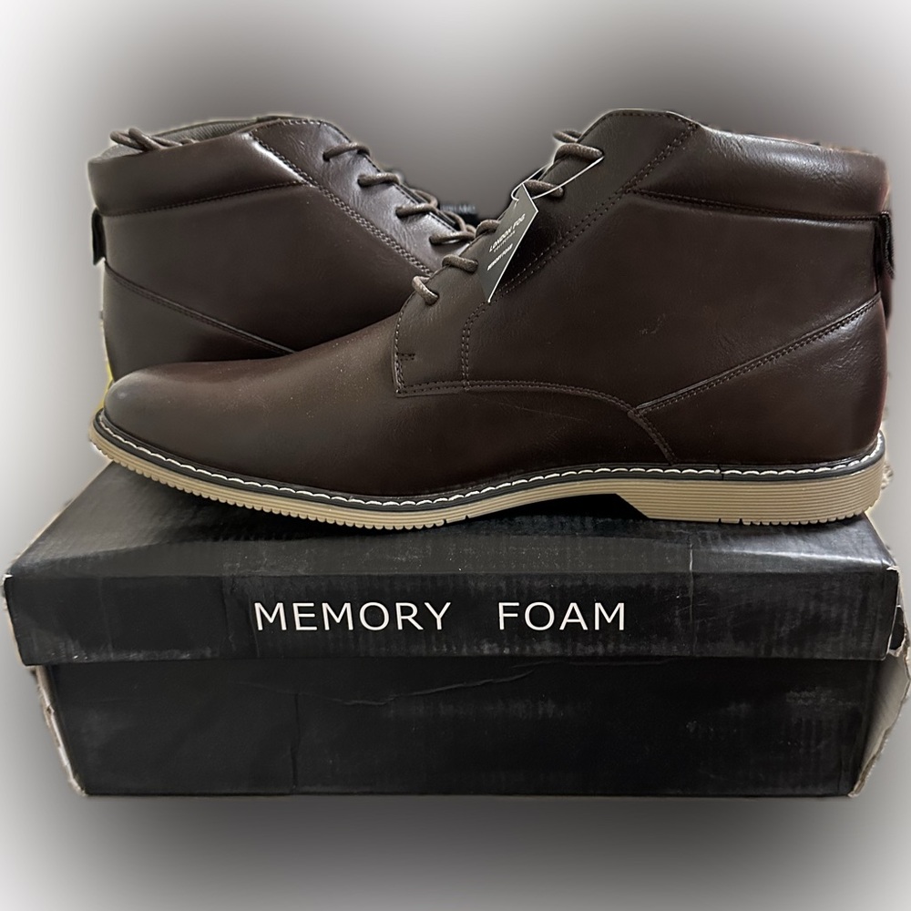 London Fog Men’s 13 Taylor Chukka